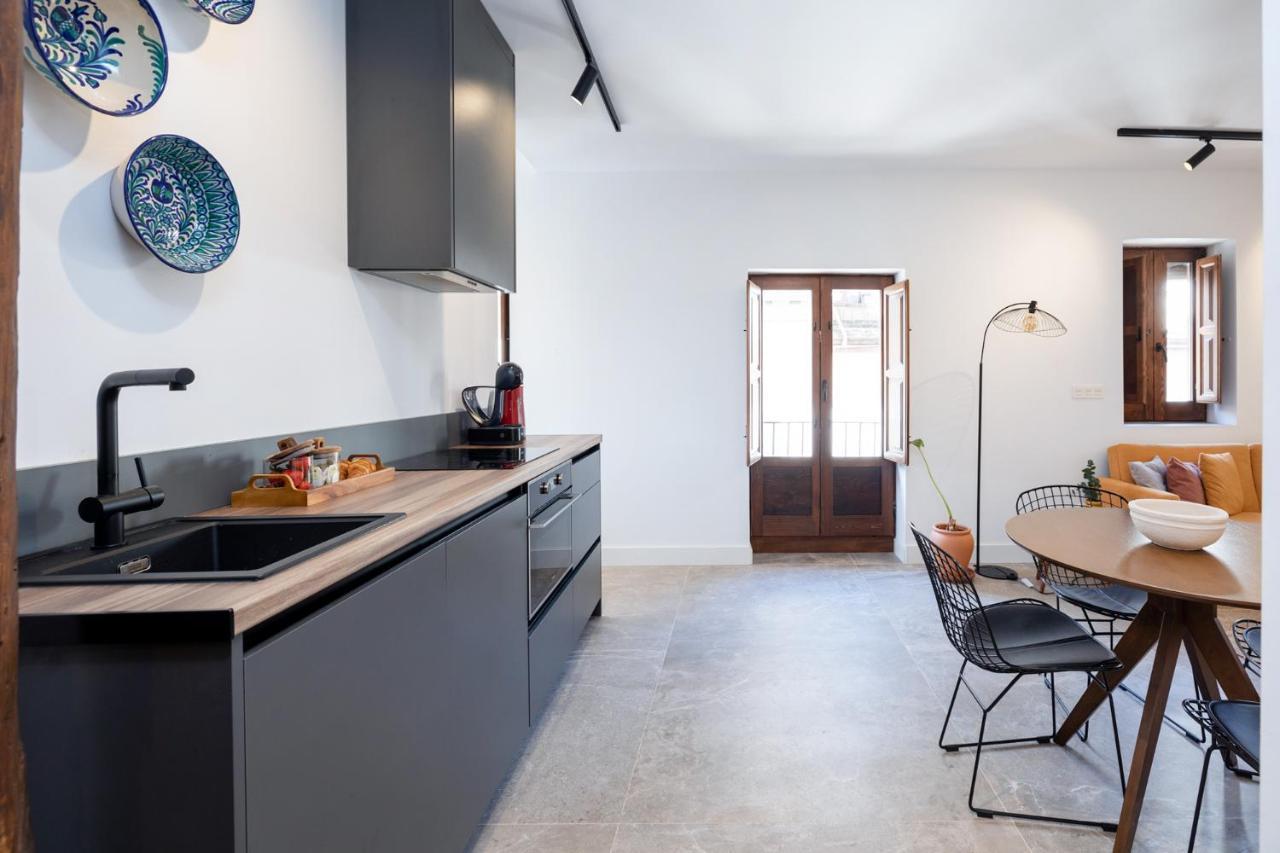 Apartamentos Realejo - Diseno, Confort Y Encanto En El Centro Historico De Гранада Экстерьер фото
