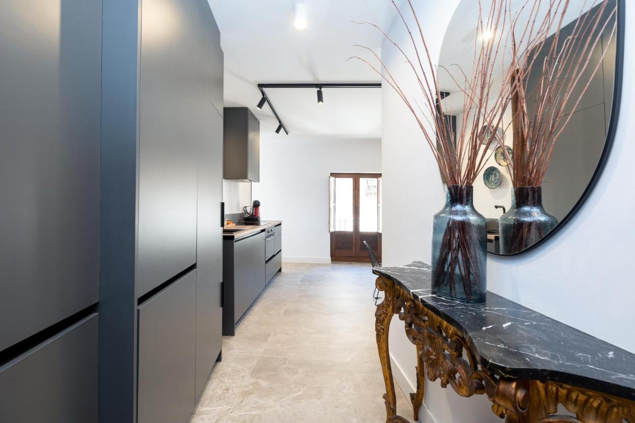 Apartamentos Realejo - Diseno, Confort Y Encanto En El Centro Historico De Гранада Экстерьер фото